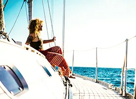 Surfers Paradise, Surfing Vacation - 爱游戏